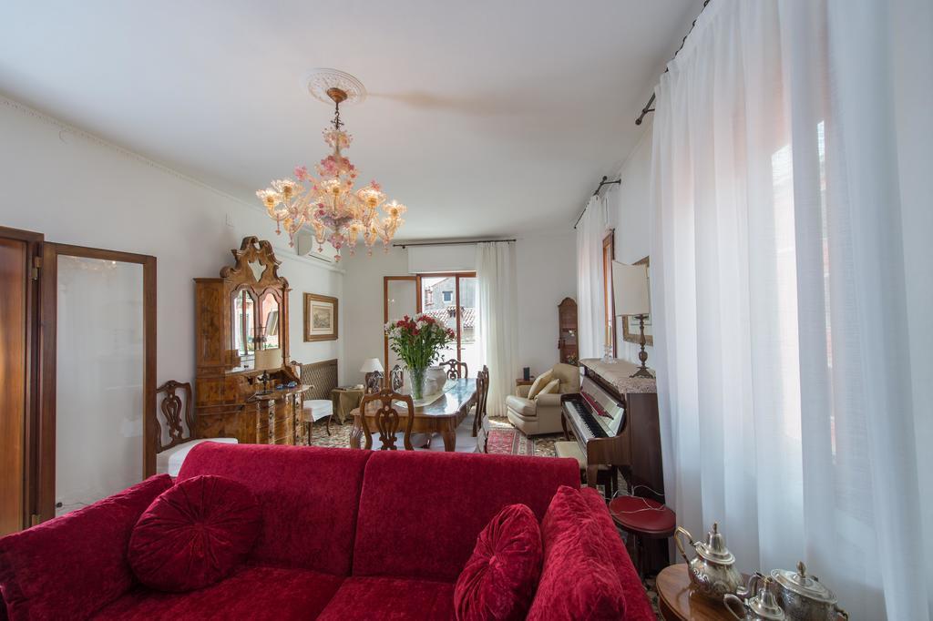 ונציה Savoia & Jolanda Apartments 2 מראה חיצוני תמונה