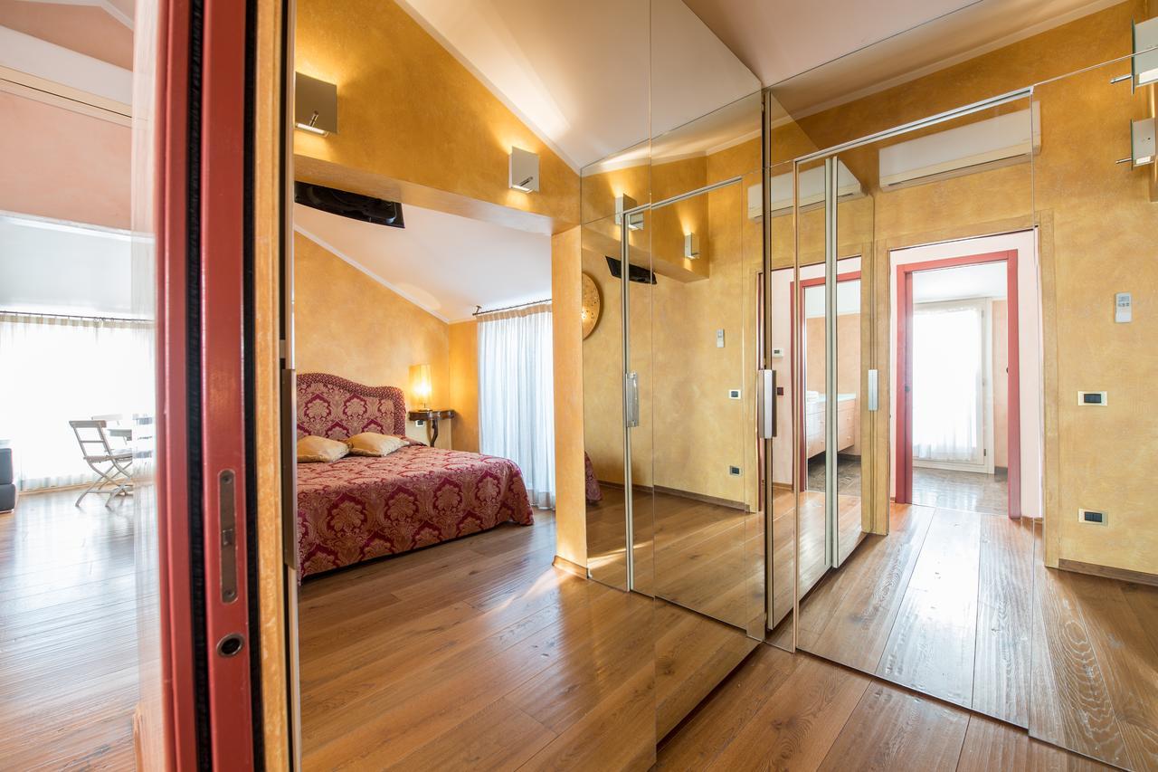 ונציה Savoia & Jolanda Apartments 2 מראה חיצוני תמונה